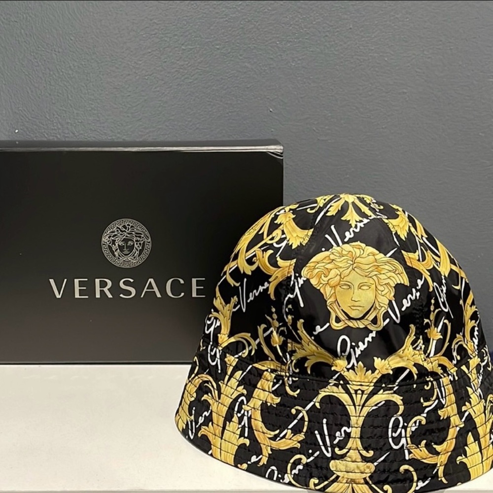 Versace bucket hat